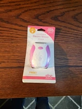 NEW Clio Palmperfect Cordless Electric Shaver for Women, Use Wet or Dry!