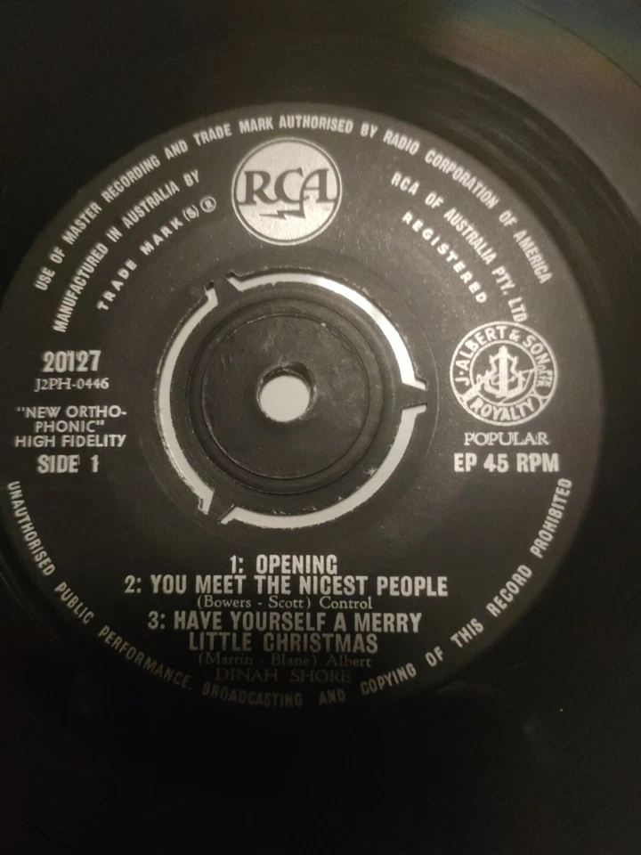 Dinah Shore You Meet The Nicest People At Christmas 7" Ep - Image 2 of 4