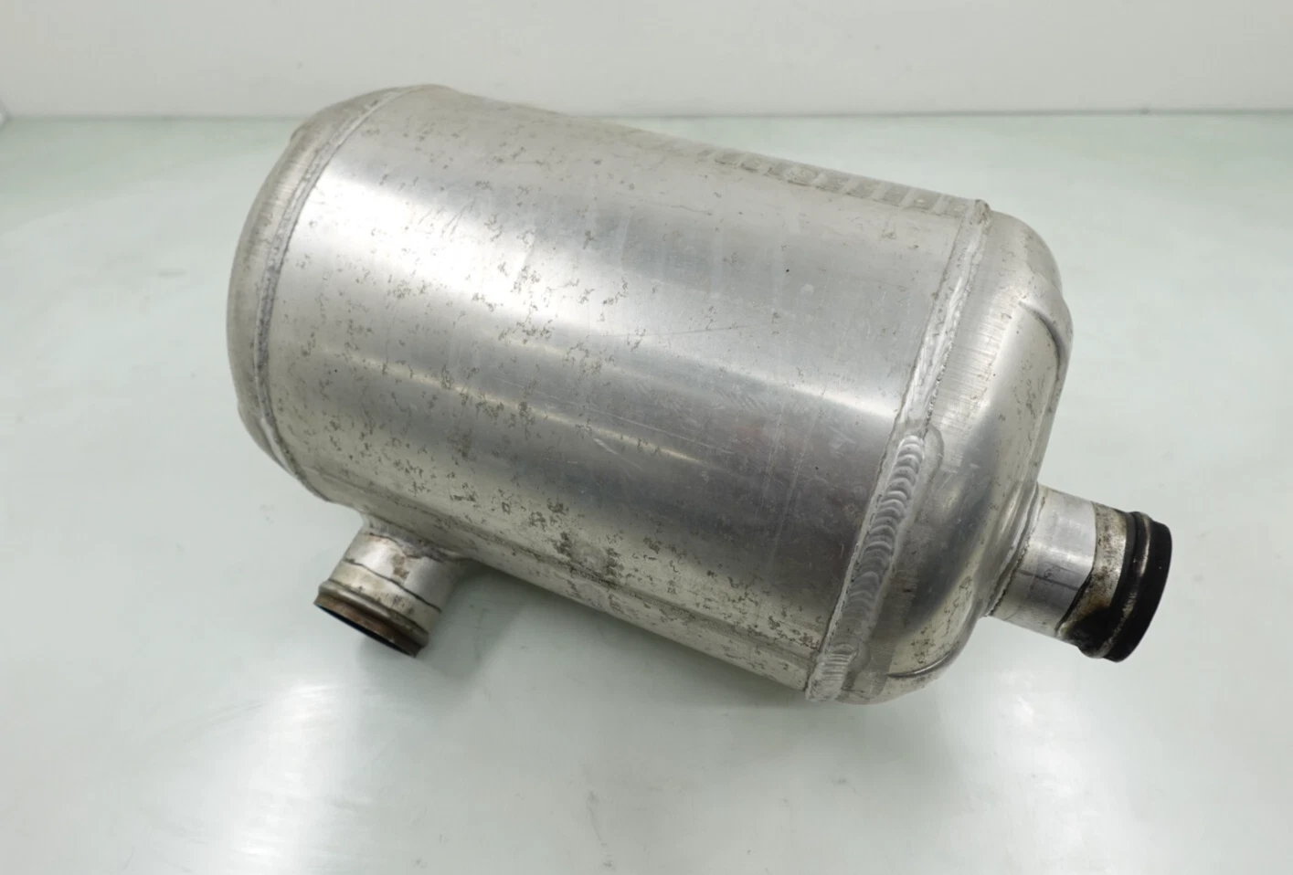 2005-2014 Yamaha VX Cruiser 1100 OEM Exhaust Muffler Water Box F1K-U7550-02-00