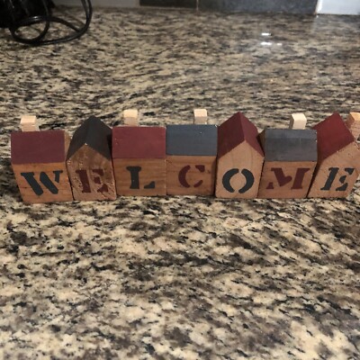 Wooden Blocks WELCOME Houses Country Farmhouse Open Box House of Lloyd #290030