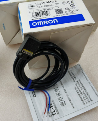 OMRON TL-W5MD2 Proximity Sensors TL-W5MD2 New In Box Free Shipping 1PC