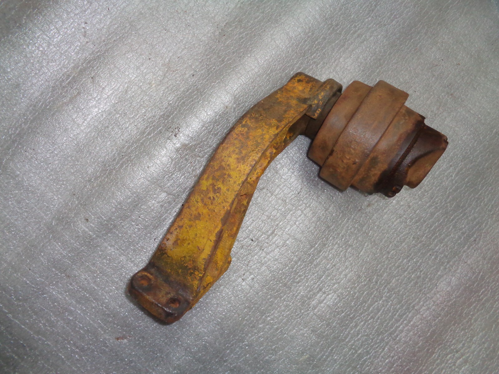 JOHN DEERE 40 CRAWLER / DOZER. L. SIDE. UPPER TRACK ROLLER ASSEMBLY. eBay