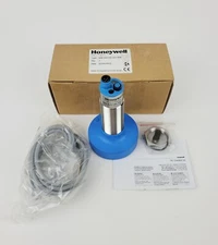 Honeywell 946-A4V-2D-001-65E Ultrasonic Distance Sensor 6000mm Range, New!