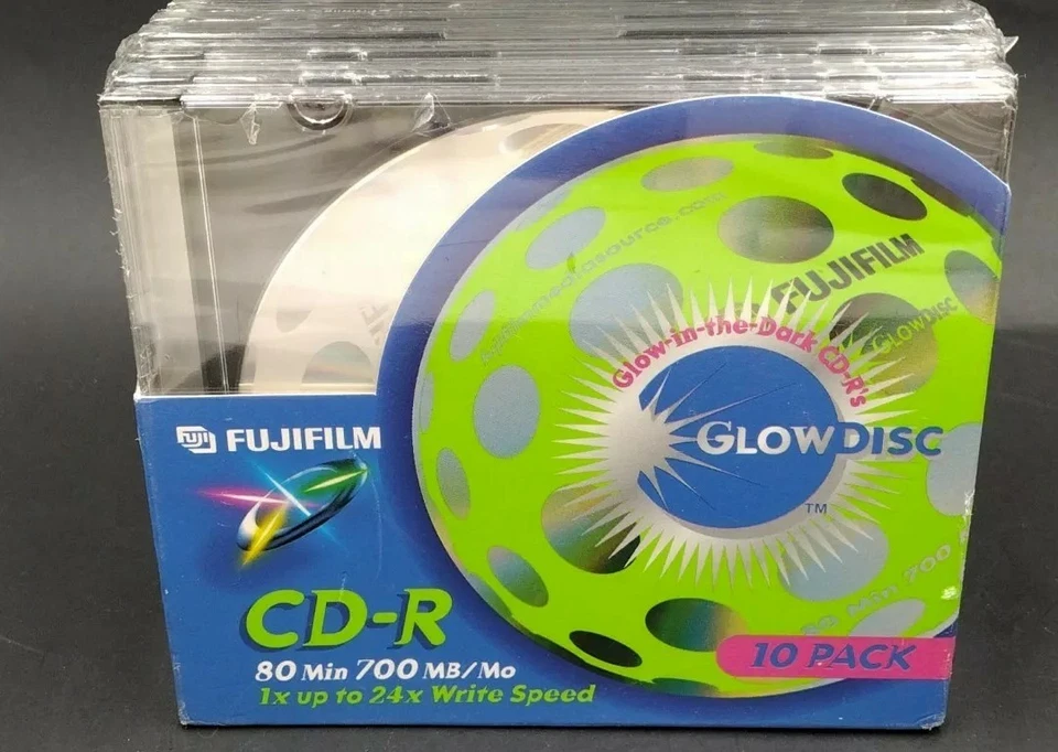 Fujifilm CD-R 80 Min 700 MB Glow Disc Glow In The Dark 10 Pack With Cases Sealed - Image 4 of 4