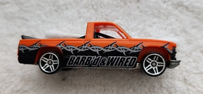 1995 Hot Wheels 1996 Chevy 1500 Truck Barb'd & Wired Design Orange Diecast 1:64