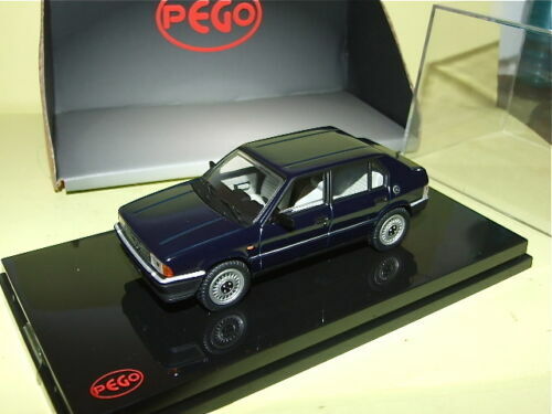 Kit Miniature ALEZAN MODELS 1/43 - Alfa Romeo 33 SW Série 2 1.7L 16V 1992
