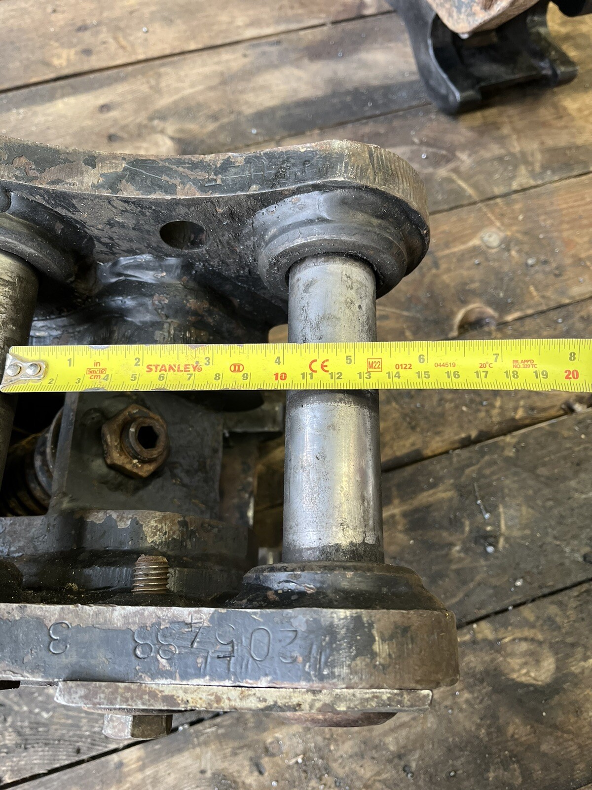 Kubota U27 QUICK HITCH 35MM PINS DIGGER EXCAVATOR Jcb Volvo Doosan Cat