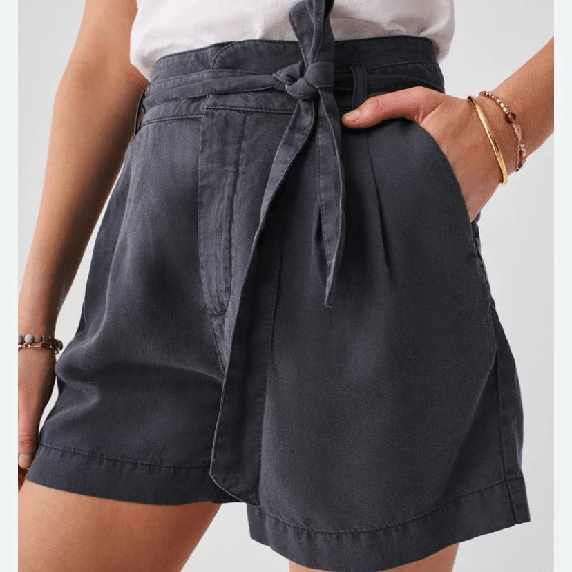 Faherty Arlie Faded Black Linen Blend Relaxed Paper Bag Shorts NWT Size Medium