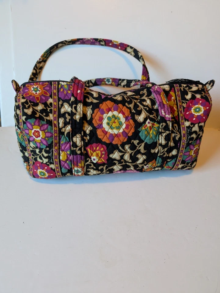 Bolso de Lona Vera Bradley Weekender Acolchado Retirado Suzani Negro Floral Foto 2 de 4