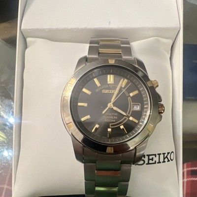 Seiko SKA294 Kinetic Black Dial Two-Tone Titanium Bracelet 100m Box Manual