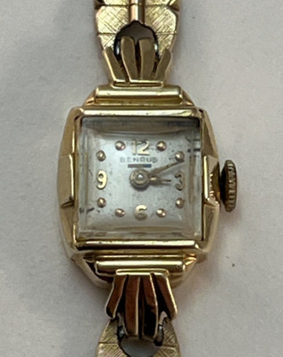 Vintage Benrus 14K Gold Watch Women display picture 3