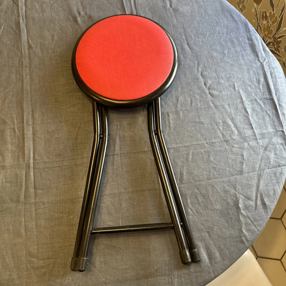 Mainstays 14705BLK8W Folding Stool - Image 4 of 4