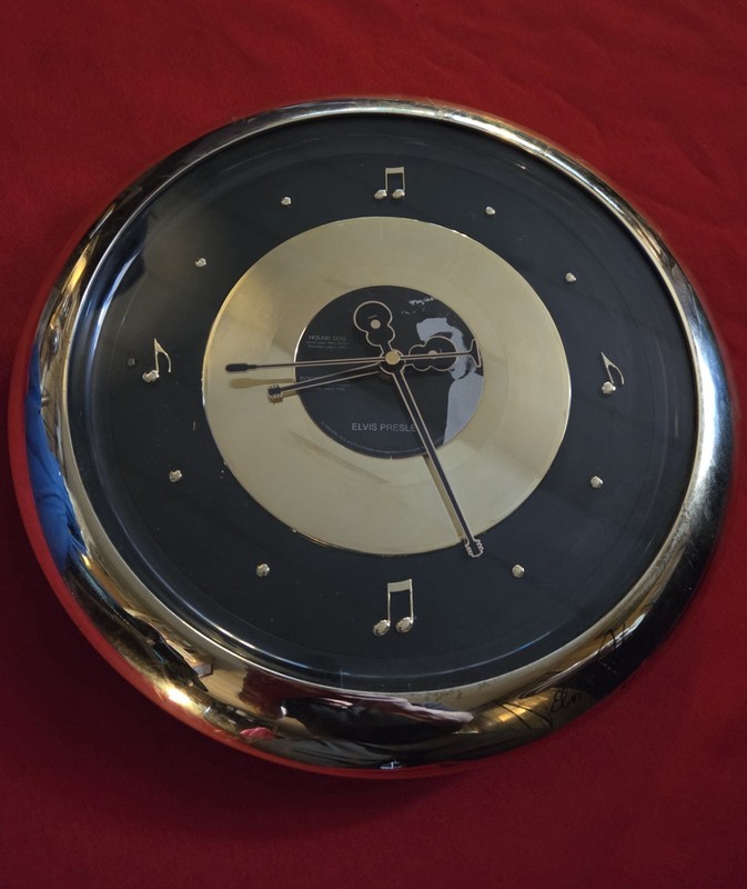 Elvis Presley Gold Record Singing Musical Clock   2003 Signed-Works Great!