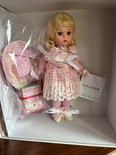 Madame Alexander "Collecting Dolls" 30940
