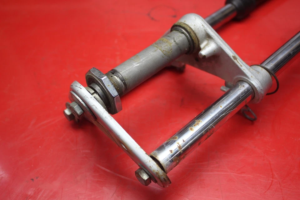 2000 SUZUKI JR50 RIGHT LEFT FRONT FORKS SHOCKS TRIPLE TREE FULL ASSEMEMBLY - Image 4 of 4