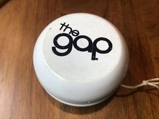 VINTAGE 70s GAP CLOTHES Tom Kuhn Yo Yo YOYO THE GAP ADVERTISING PROMOTIONAL TOY