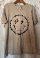 Canvas Tee Shirt Size Large Excellent Condition