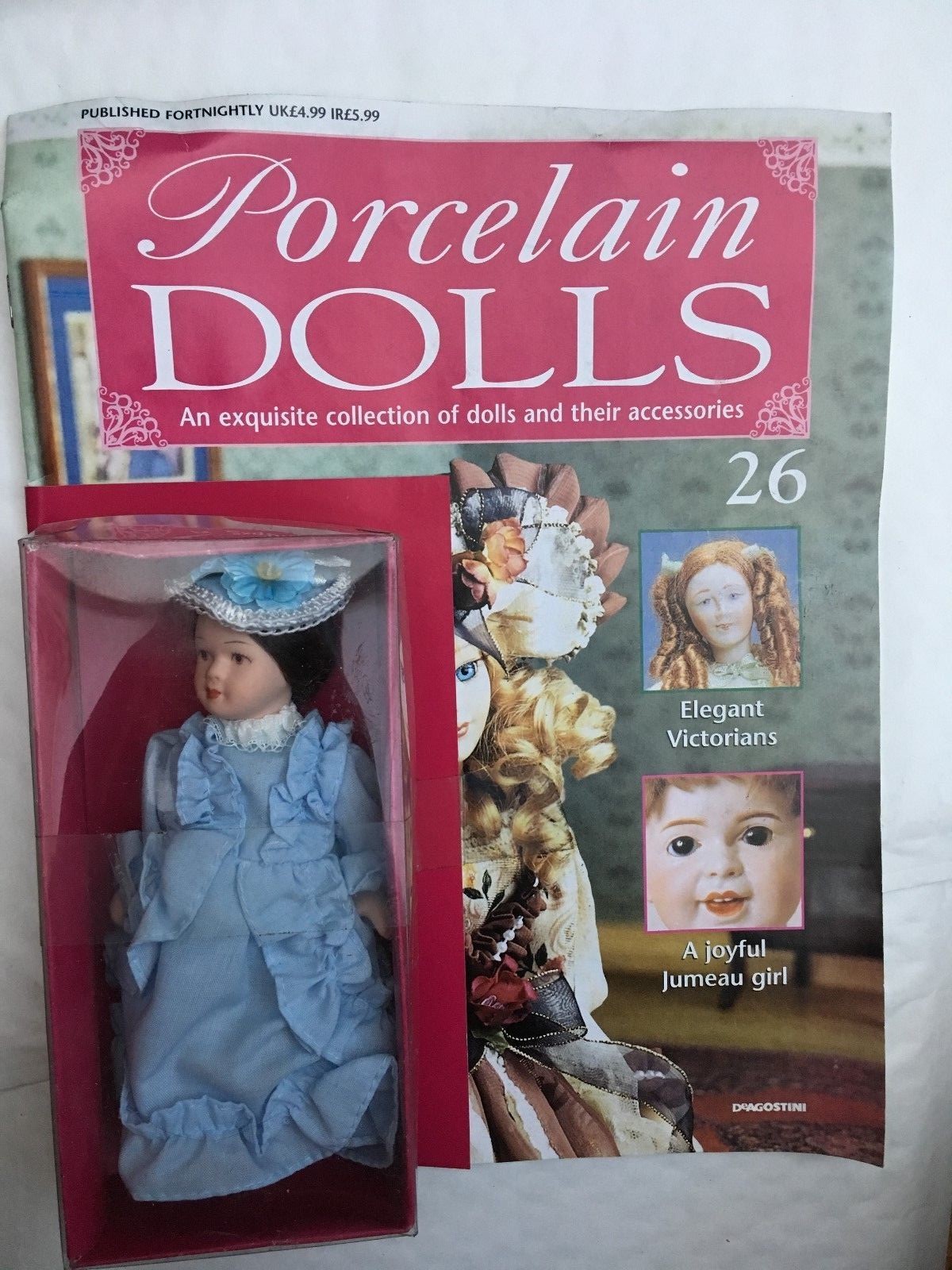 DEAGOSTINI PORCELAIN DOLLS COLLECTABLE FIGURINE ISSUE 26 ELSPETH STYLISH NANNY