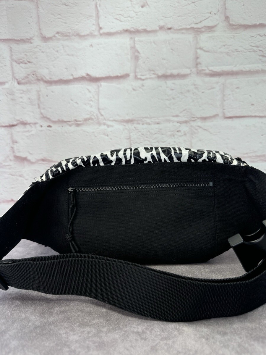 Saint Laurent 742680GAAFB1000 関税送料込 Saint Laurent Zebra Print Nylon Fanny Bag NWT | eBay