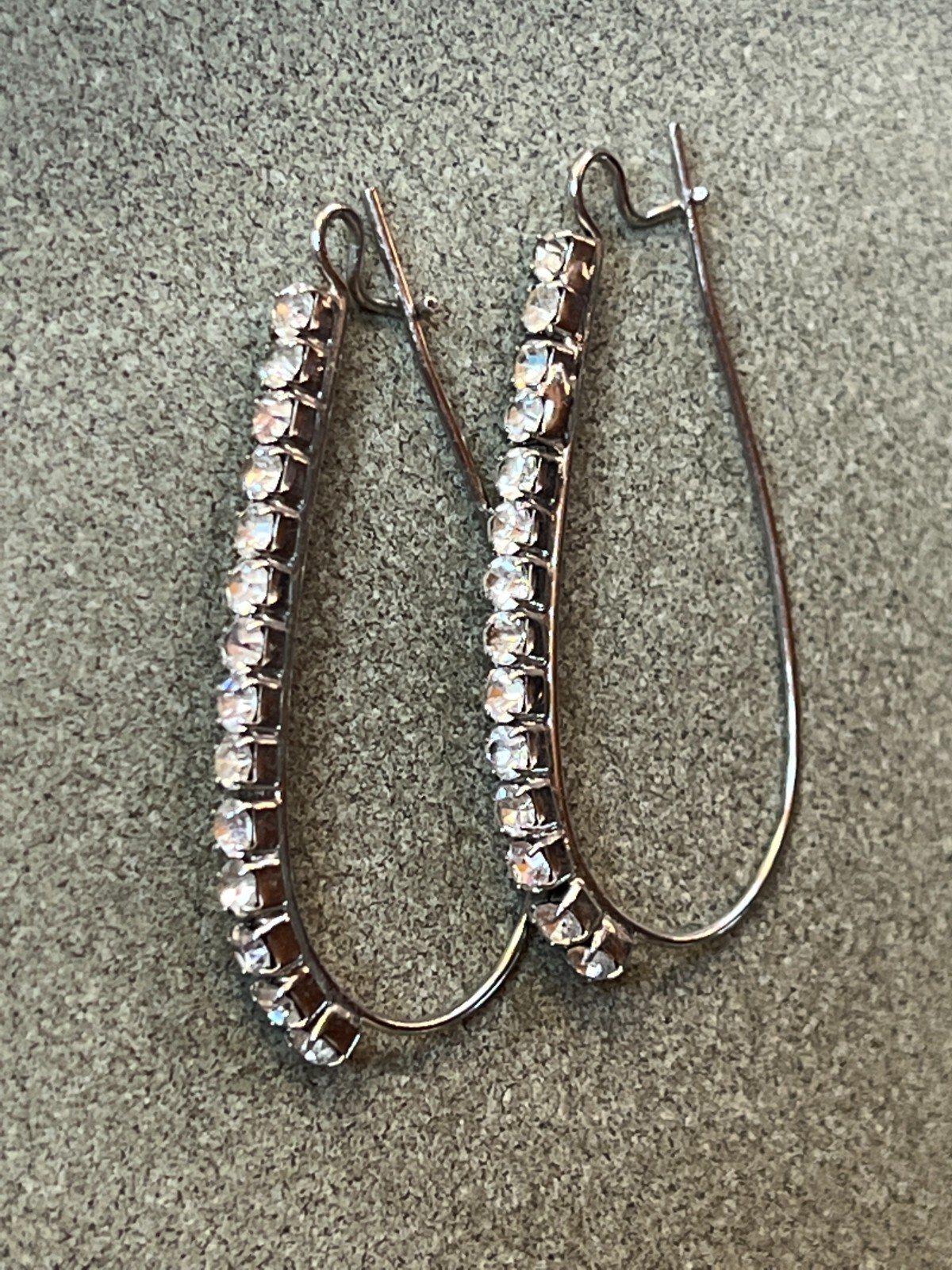 Classy Thin Silvertone Wire w Tiny Clear Rhinesto… - image 1