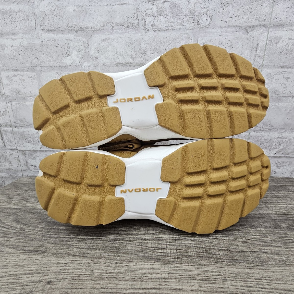 Size 9.5 - Air Jordan Trunner LX High Golden Harvest for 