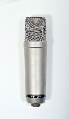 Rode NT1-A Condenser Microphone with 2 Shock Mounts and Pop Screen - Picture 7 of 18