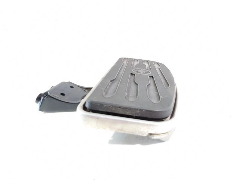 Reposapiés conductor delantero derecho 4WM-27420-20-00 Yamaha Road Star XV1600 OEM 2003 Foto 4 de 4