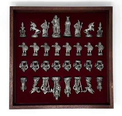 TSR 10th Anniversary Limited Edition Chess Set (Super Rare!) (1984) D&D RPG
