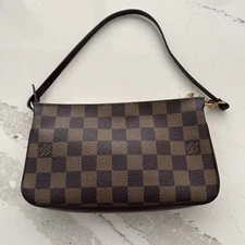Louis Vuitton Damier Ebene Navona Pochette