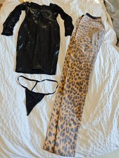 Sexy Lack Leo Hose, Gr. S, Leopard, und schwarzes Kleid S-M, als Paket