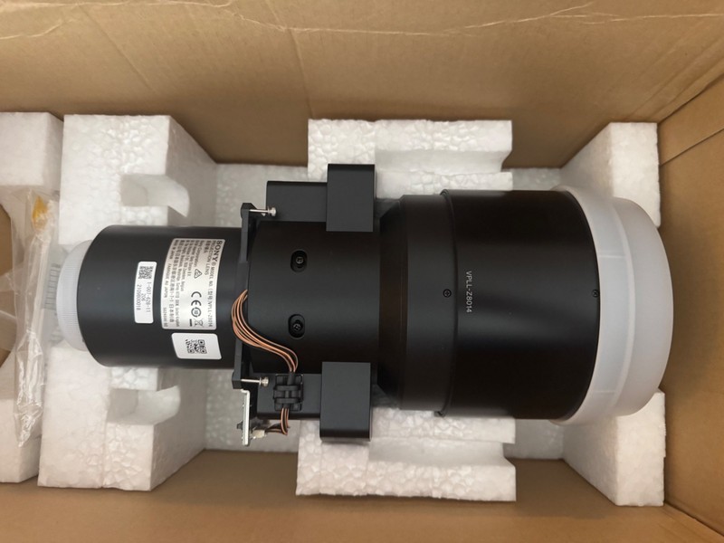 Sony VPLLZ8014 Zoom Lens for VPL-GTZ380 Projector (VPLL-Z8014)