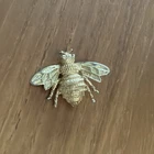 Vintage Avon signed Gold Tone BEE Brooch Insect Pin Costume Jewelry honey bee