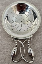 OLD RARE GEORG JENSEN STERLING HAND WROUGHT BLOSSOM TEA STRAINER MADE 1933-1944