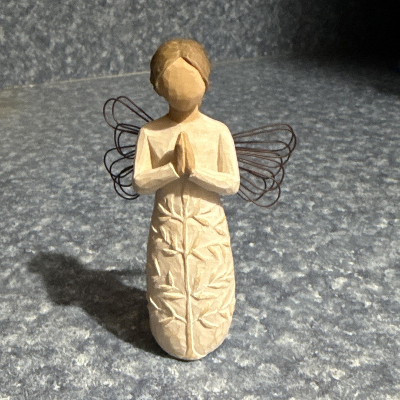 Willow Tree “A Tree, A Prayer” Angel Figurine Susan Lordi Signed 3.5" 2005
