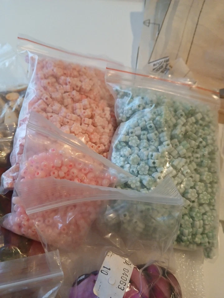10 Bag Joblot of Mixed Beads Jewellery Making Crafts Gorgeous Collection - Image 3 of 4