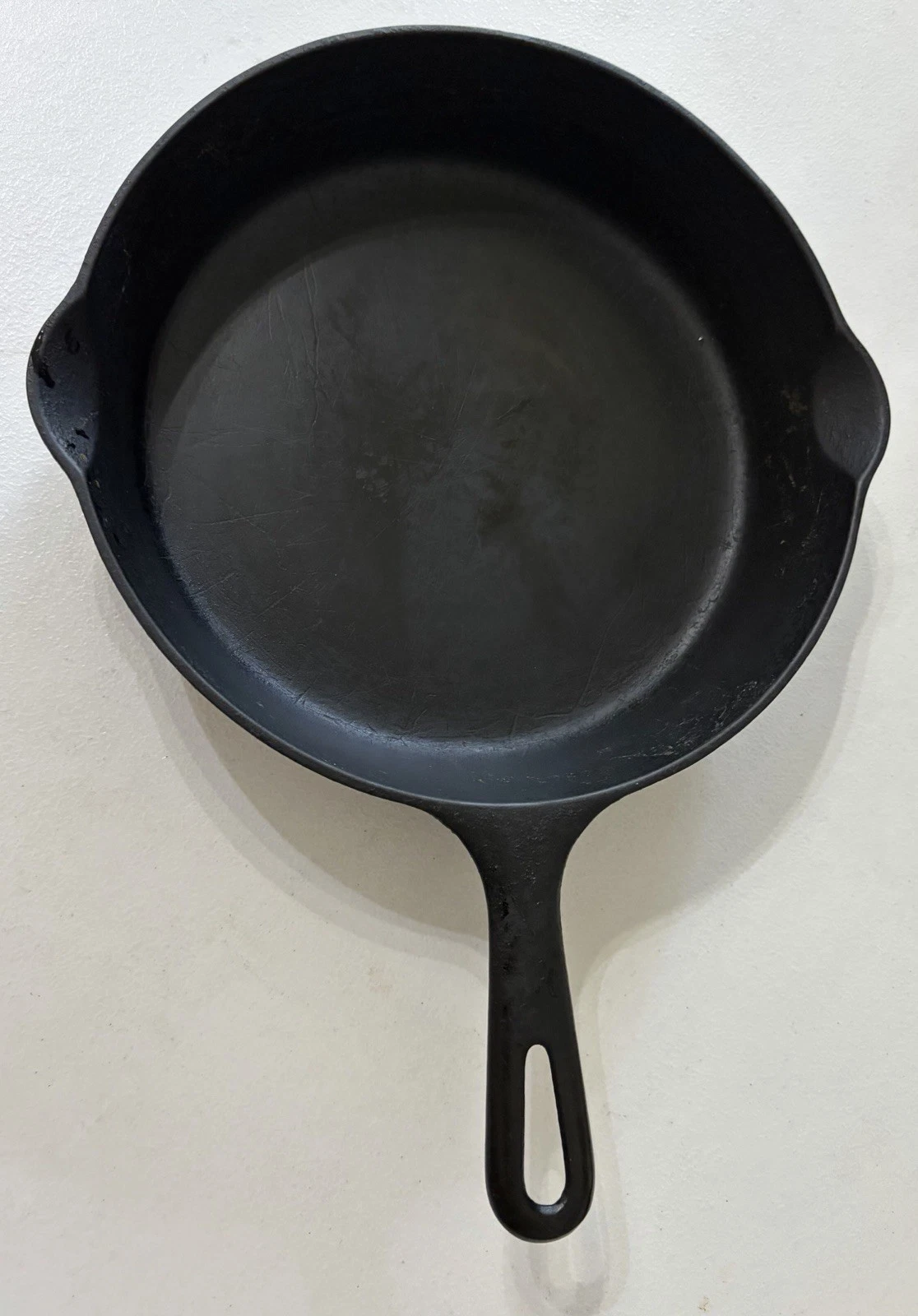 Vintage Old Griswold 10” Cast Iron Skillet Erie PA