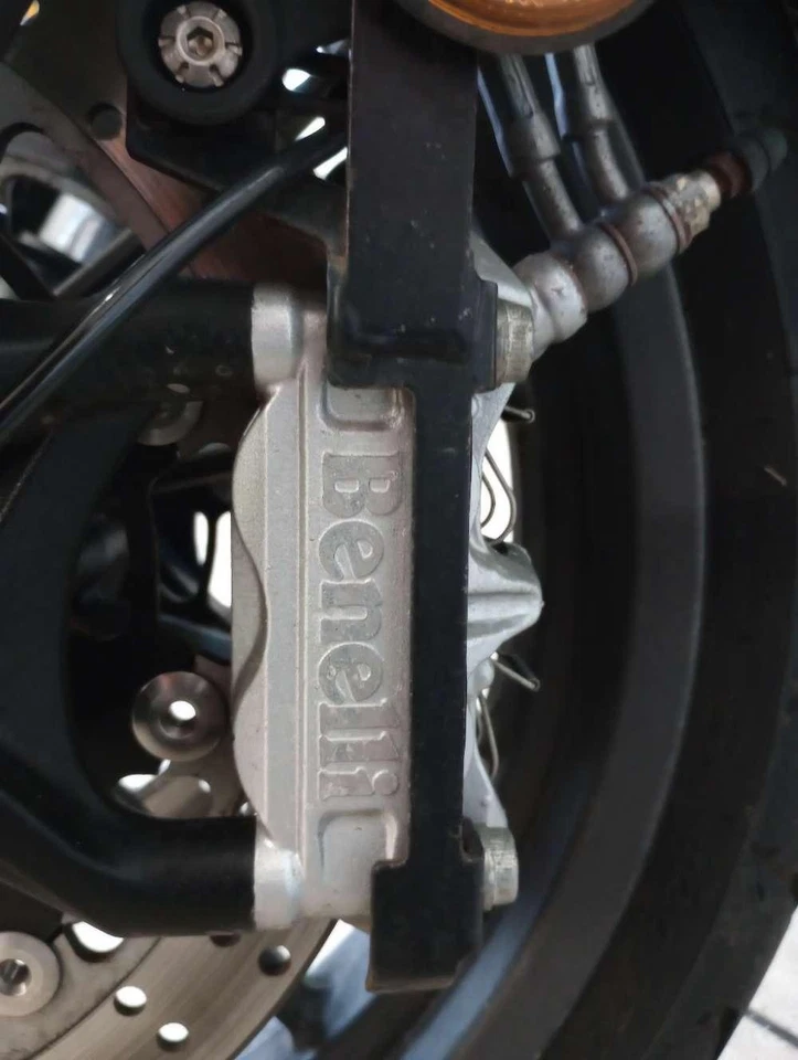 2018 BENELLI TRK 502 X TRK 502 X E4 FRONT BRAKE CALIPER KIT SET — 第 2/4 张图片