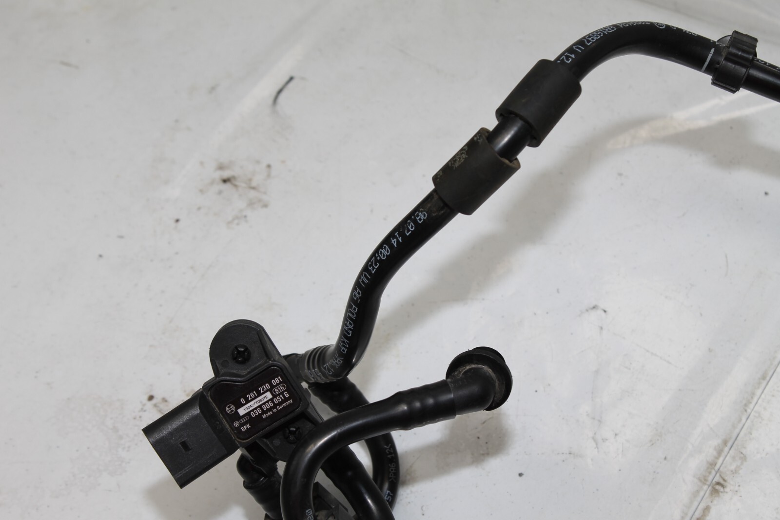 15-20 LAMBORGHINI HURACAN BRAKE BOOSTER HARDLINE VACUUM W/ SENSOR  0261230081