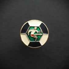 FOOTBALL Soccer Pin Badge 0531