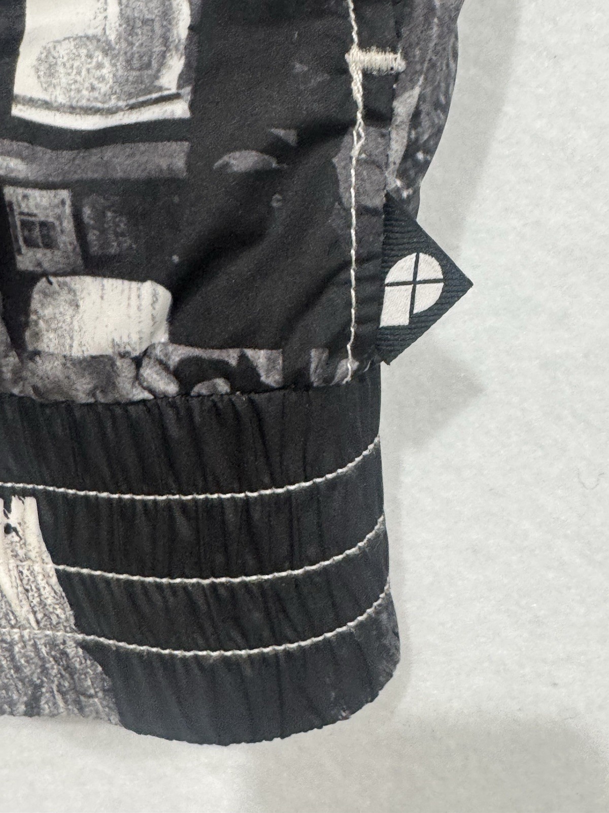 Protest Outdoor Softshell Jacket Windbreaker Smal… - image 2