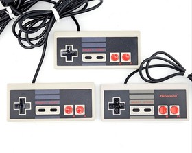 Nintendo NES Classic Edition Mini Console CLV-001 w 3 Controllers & Longer Cords