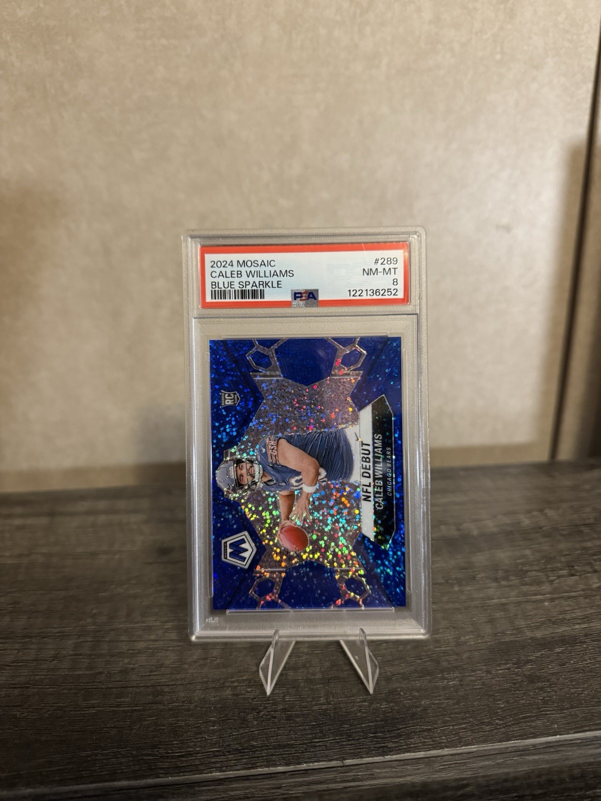 2024 Panini Mosaic: Caleb Williams Blue Sparkle NFL Debut 31/96 PSA 8 Bears #289