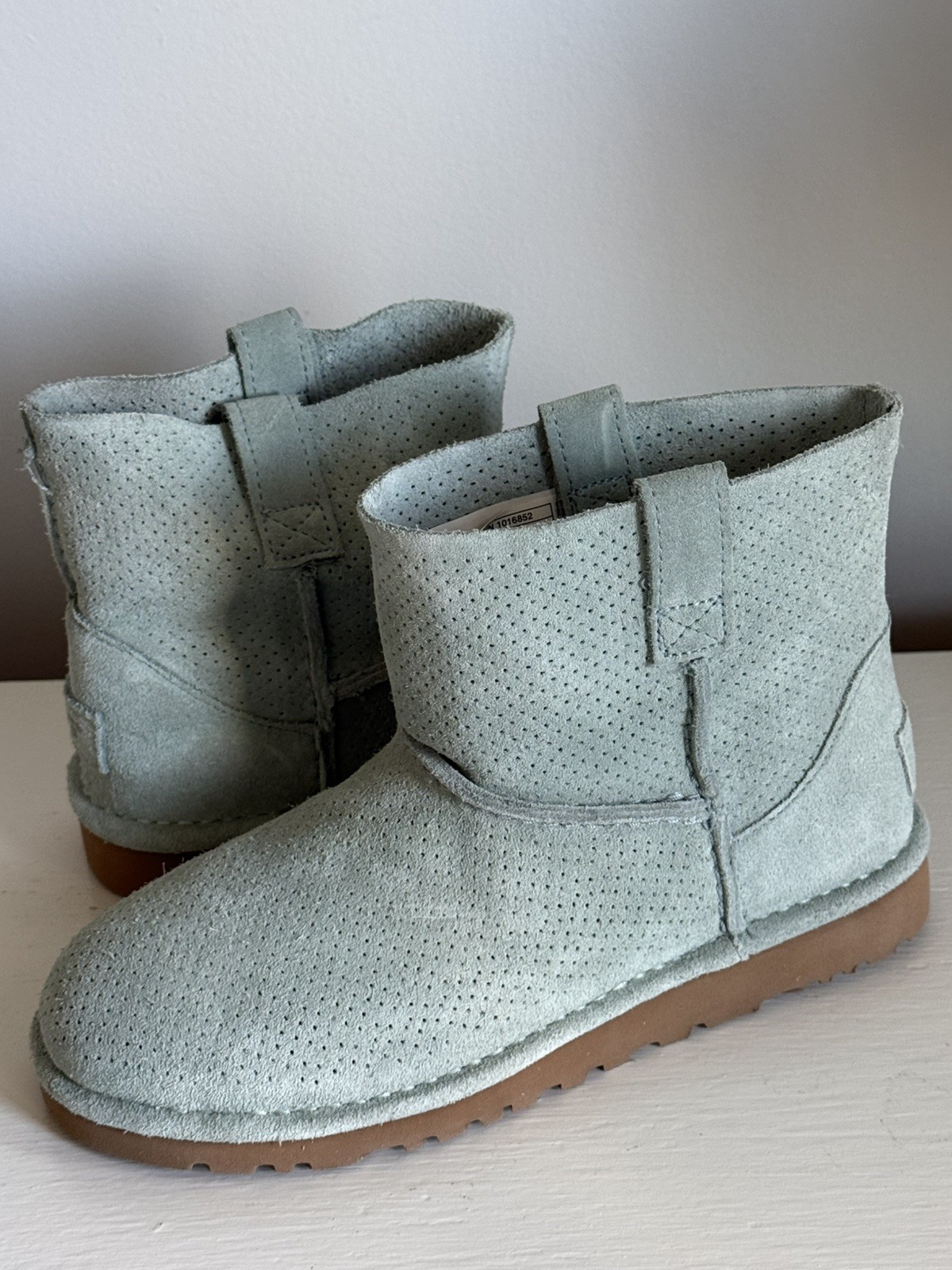 UGG Australia Classic Unlined Mini Light Blue Suede Booties Women’s Size 5 New