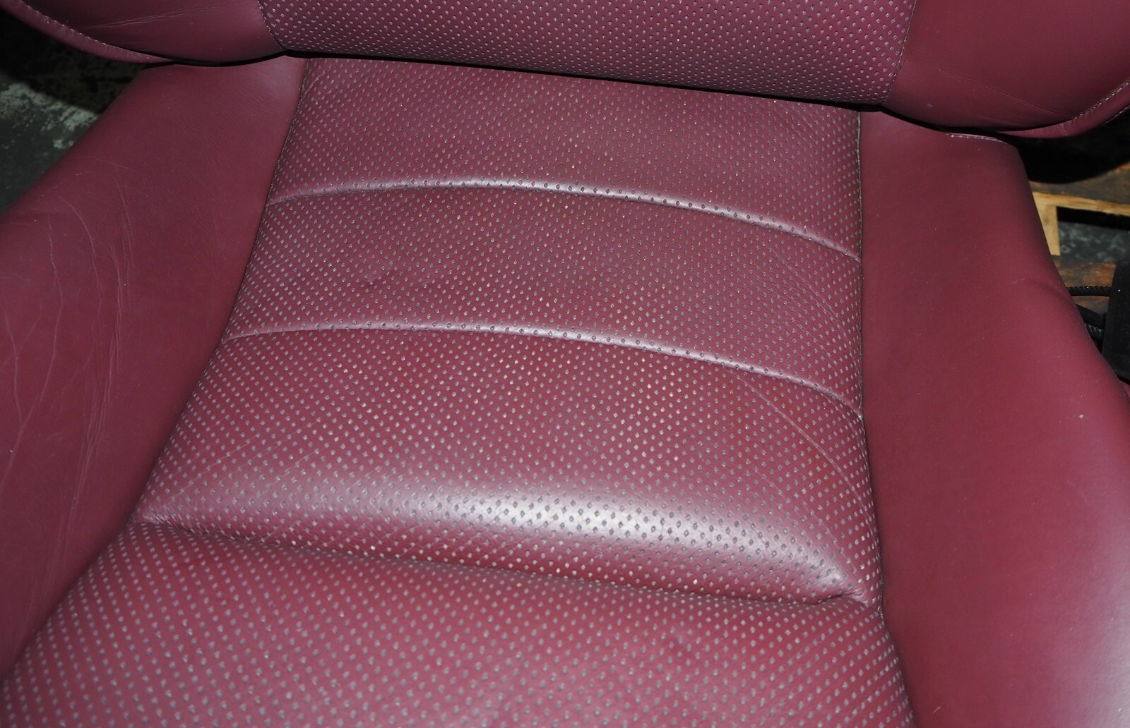 * 2010-2013 Aston Martin Rapide Iron Ore Red Leather Front Seat Set OEM Complete