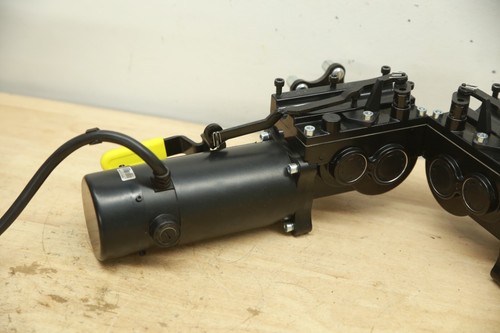 TESTED PAIR Motors for Quantum J4 Power Chairs MOT1803826-01 MOT1803825-01 J4 HD - Picture 13 of 15