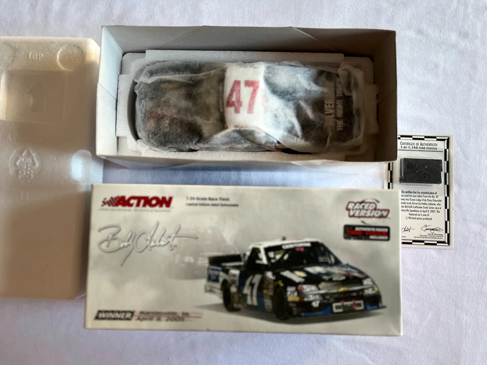 Action #47 Bobby Labonte Rodeway Inn Econo Lodge Martinsville Raced Win 1/24 - Image 4 of 4