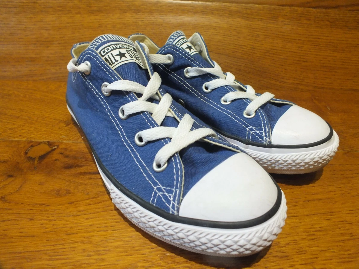 Converse trainers half sizes hotsell uk