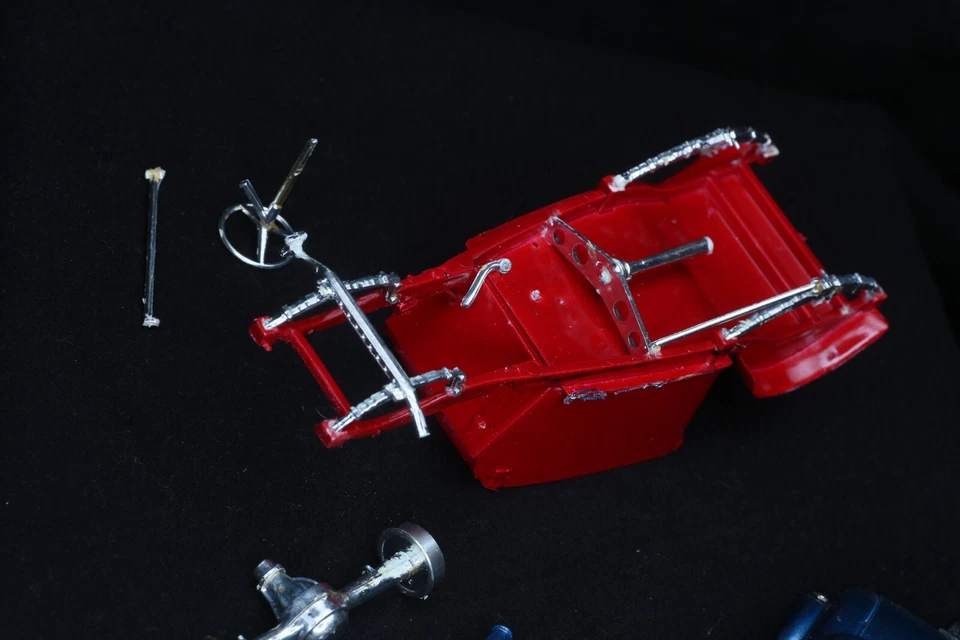 AMT 1933 WILLYS GASSER/CARRO DE ARRASTRE ¡BUENA CONSTRUCCIÓN! PANTALLAS 1/24 BONITAS!! 1970’s! Foto 4 de 4