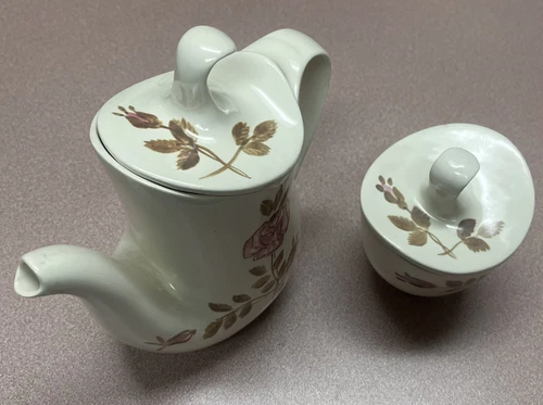 Vtg Red Wing Pottery Rose Futura 1955 Line 4 cup Coffee Pot Teapot & Sugar Bowl