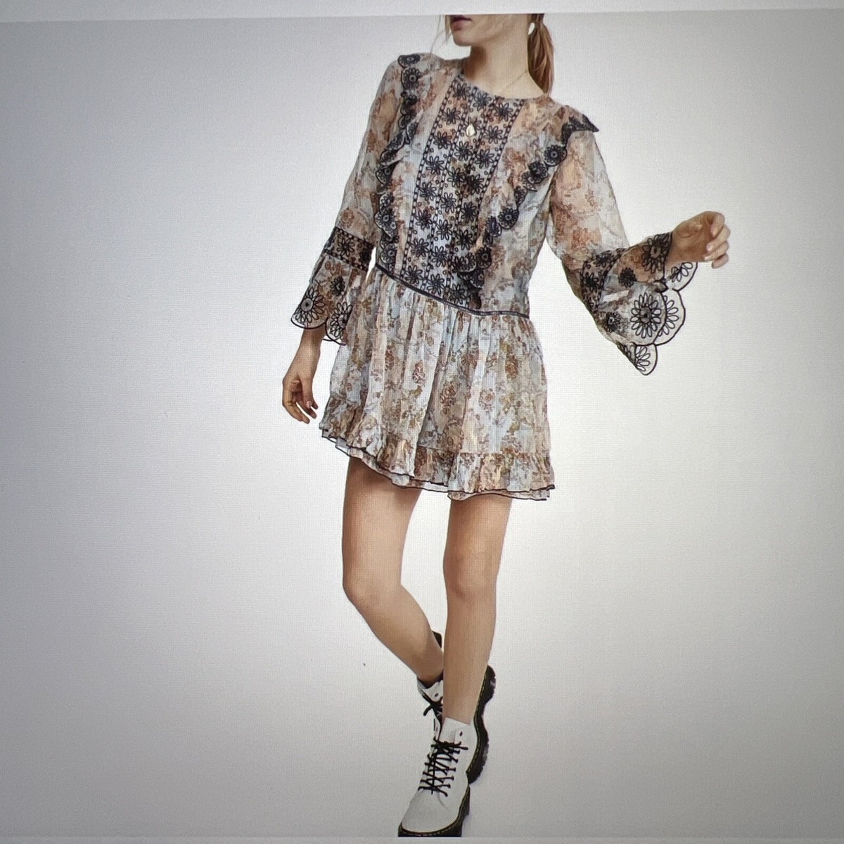 women's mini bodycon dress Berrylush Women Black Floral Print Ruched Bodycon Mini Dress